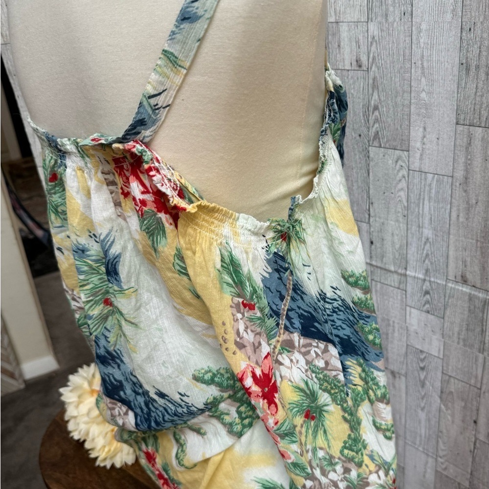 Chaps Cold Shoulder 2x adorable Top - Picture 10 of 16